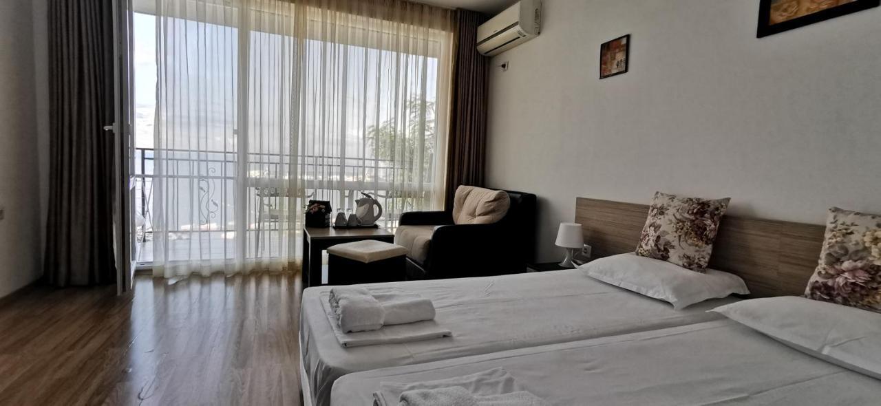 Villa Lazuren Bryag TTchernomorets Extérieur photo